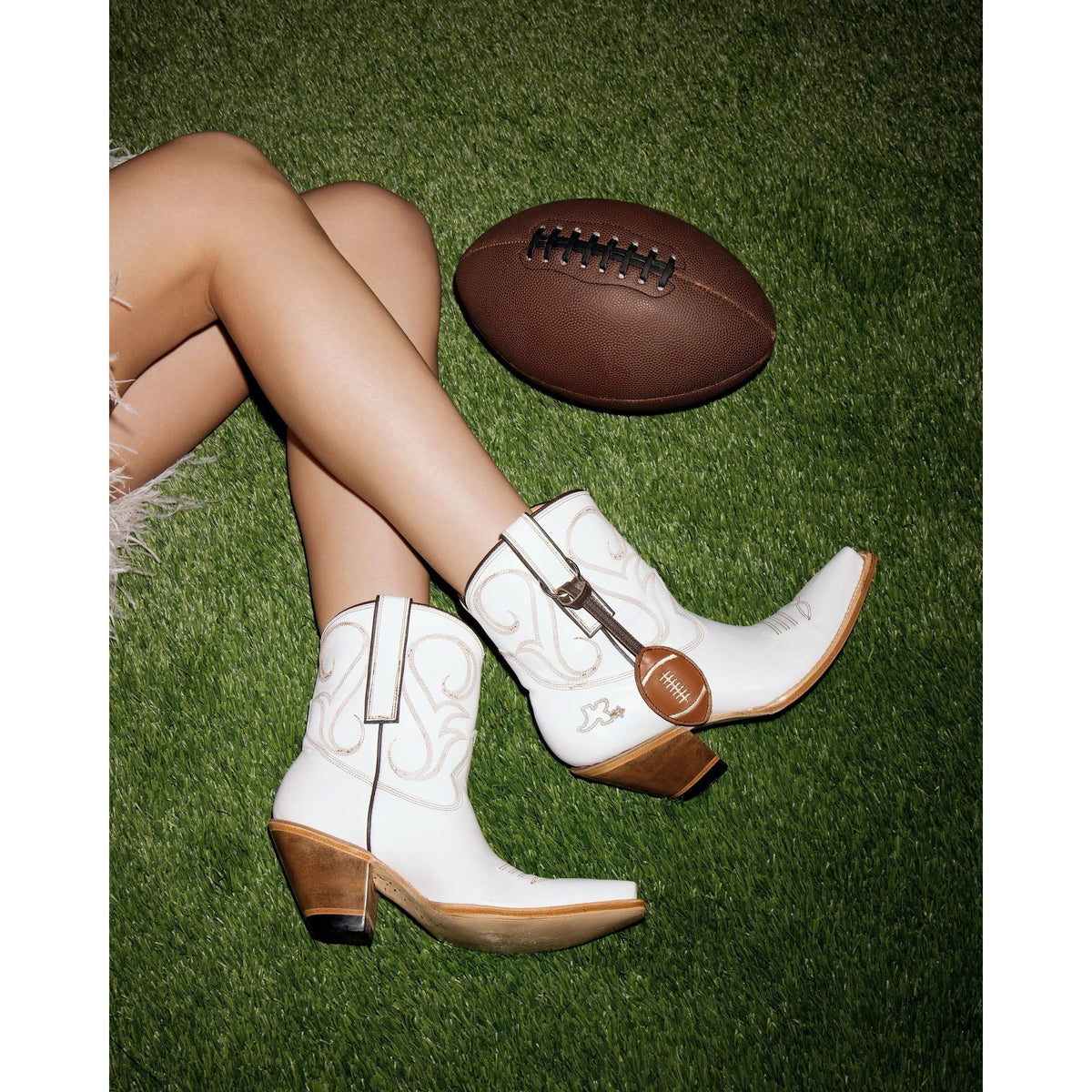 Pigskin Short