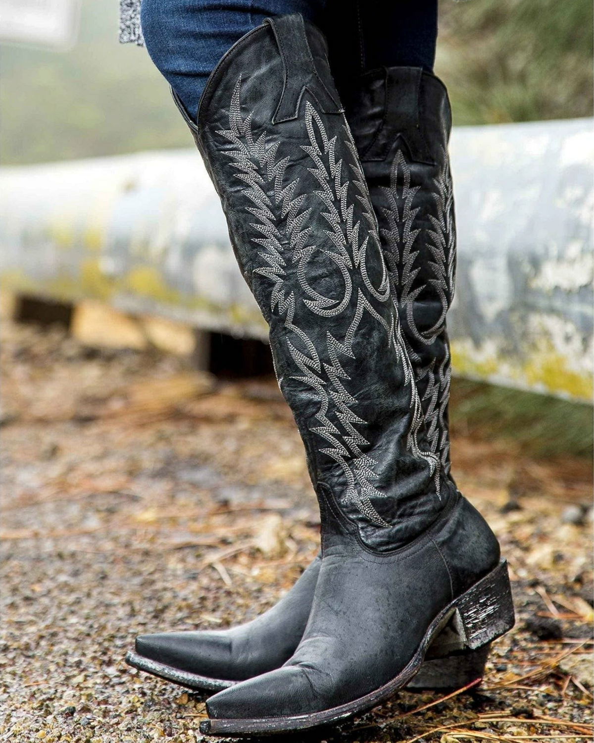 Old Gringo Boots black cowgirl boots with white wheat embroidery, pointed toe, and relaxed fit wide shaft design.