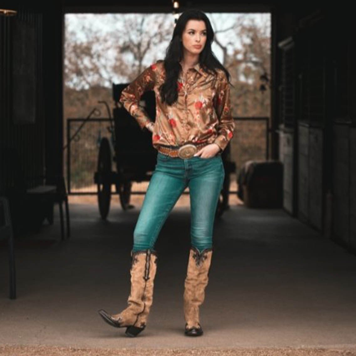 CLN Black/Gold – Guadalajara Western Wear